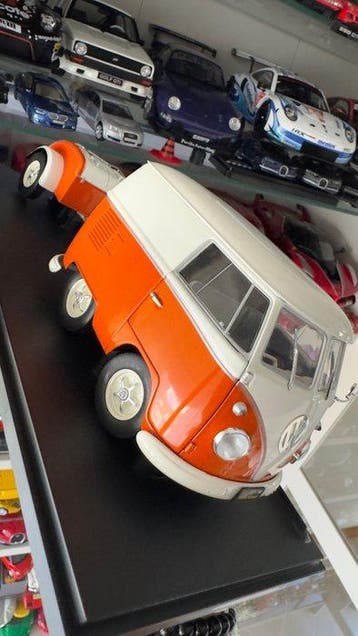 Solido 1:18 - Modelauto - Volkswagen VW Kool Kombi -