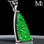 Zeer zeldzaam mineraal - Uvaroviet - Mijnen in Perm-regio,