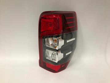 Mitsubishi L200 2019- Achterlicht Rechts LED Europa, Autos : Pièces & Accessoires, Verzenden