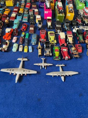 Diecast Collection 1:43 - Modelauto (230), Nieuw