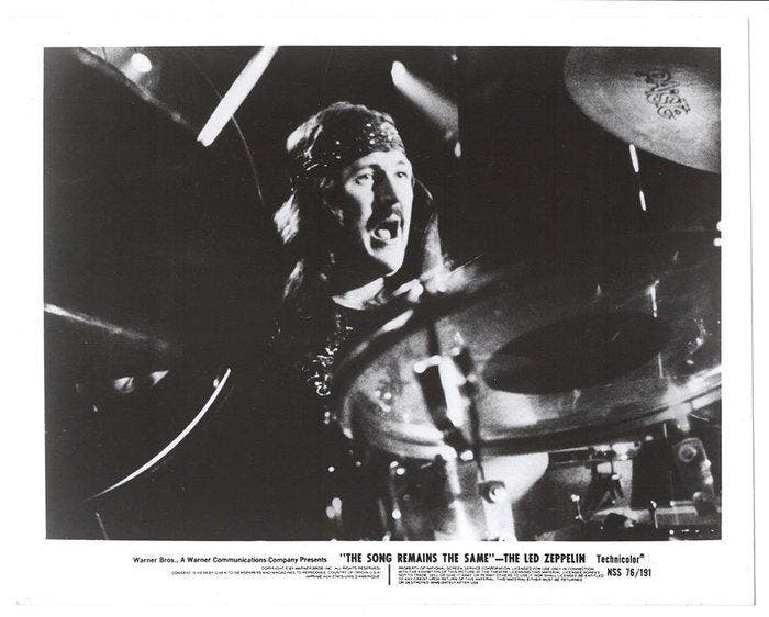 Warner Bros. - Led Zeppelin drummer John Bonham in The song, Antiek en Kunst, Kunst | Designobjecten