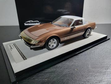 Tecnomodel 1:18 - Model sportwagen - Ferrari 365 GTB4, Nieuw