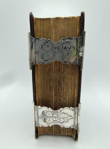 Bijbel met zilveren sloten, A.J. Nobel, Schoonhoven, 1867 -