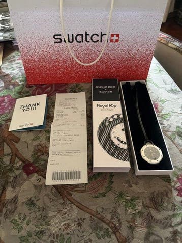 Swatch - Royal Pop - Ocho Negro SSX03W101N - 2020 et après