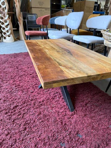 Salontafel mangohout + metalen onderstel (nieuw, A-keuze), Nieuw