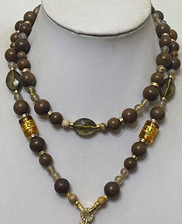 Tibetaans jaspis (12 mm); maansteen met Ganesha en