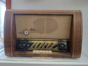 Designed by Charlie - Cassa Bluetooth con radio FM Radio