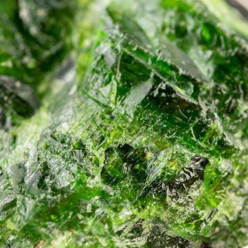 Zeldzame Chrome-diopsiet-edelsteen - Row Stone - Italiaans