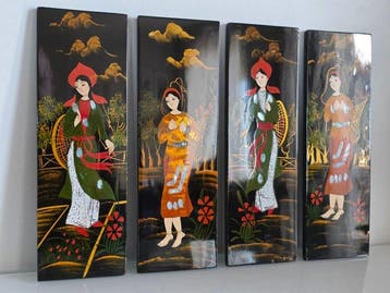 Wanddecoratie - Kobiety w zotym pejzau – komplet czterech