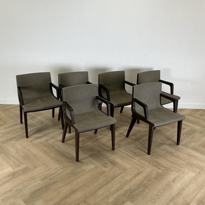 Maxalto Acanto eetkamerstoel / vergaderstoel (set van 6), Huis en Inrichting, Stoelen, Gebruikt, Eén