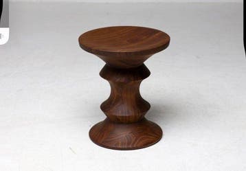 Vitra - Charles Eames - Bijzettafel - Model c - Walnoot -