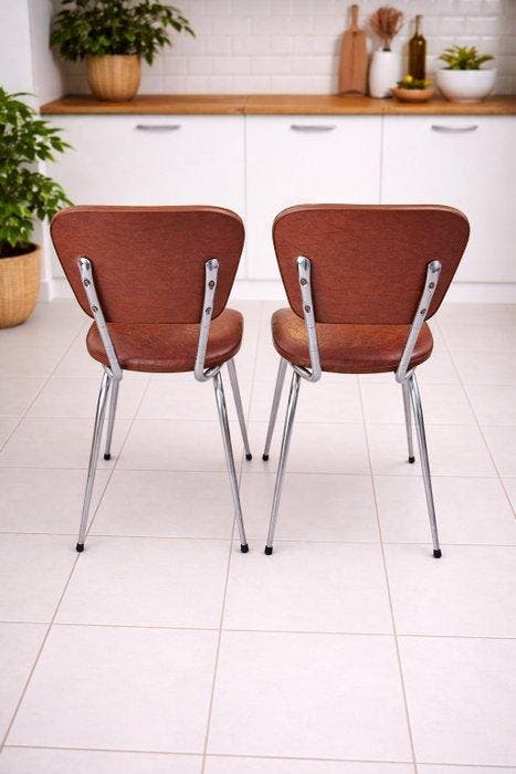 Chaise - skaï, Chromé(e) - Deux chaises vintage, Antiek en Kunst, Kunst | Designobjecten