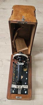 Machine à coudre - Bois, Métal