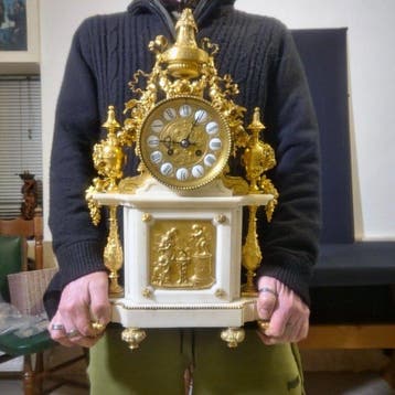 Figurale pendule Lodewijk XVI-stijl - Verguld brons - 1870 -