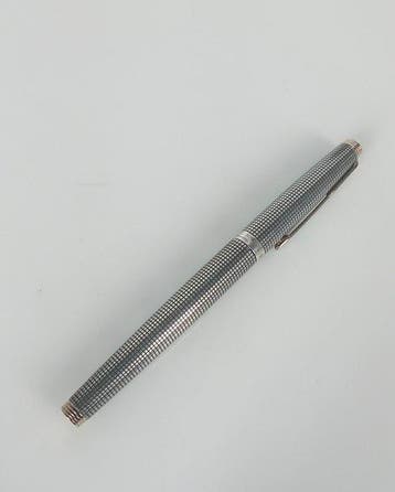 Parker - 75 Ciselé Argento massiccio e oro 14 KT - Vulpen, Verzamelen, Nieuw