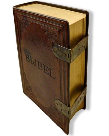 Bijbel met dubbele messing sluiting - Nederland -