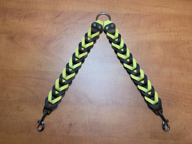 Leren duo  honden riem brown/yellow, Autos : Pièces & Accessoires, Autres pièces automobiles, Enlèvement ou Envoi