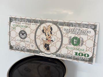 Rob VanMore - The Dollar by Gucci x Minnie XL