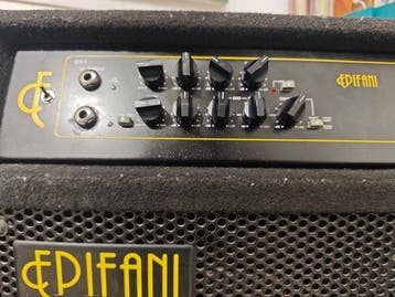 Epifaní - Aantal items: 4 - Basgitaarversterker - Verenigde, Nieuw