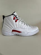 Air Jordan - Air Jordan 12 Retro - Sneakers - Maat: EU 44 -