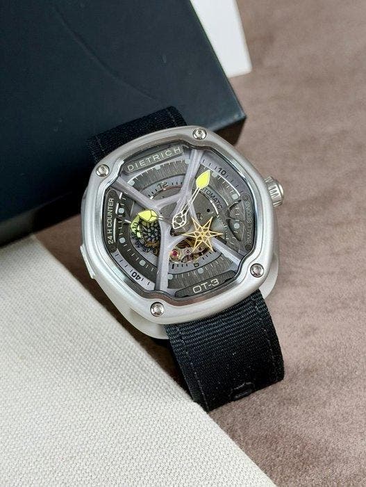 Dietrich - Organic Time Automatic Skeleton silver/green -, Bijoux, Sacs & Beauté, Montres | Hommes