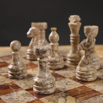 Bordspel - Limited Edition Handmade Himalayan Marble Chess