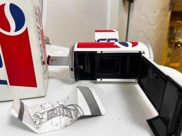 Pepsi Pepsi commemorative merchandise from the 1990s (rare