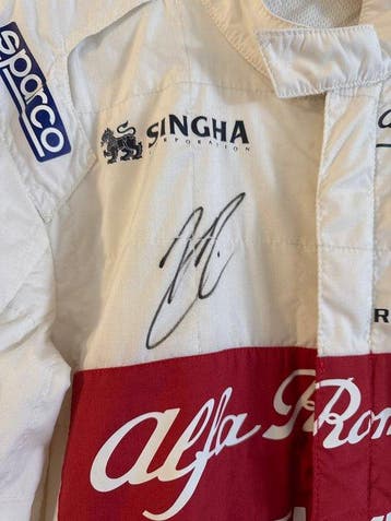 Kimi Räikkönen - 2019 - racesuit, Nieuw