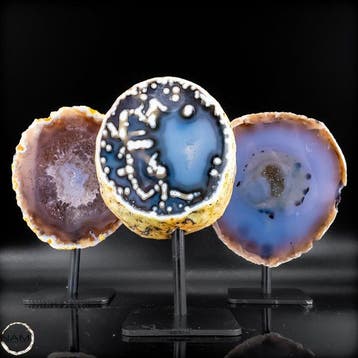 Poorten van de Aarde – Prachtige set van drie agaatdrusen op