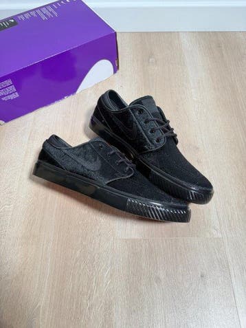 Nike - Sneakers - Maat: EU 43 - Nieuw met tags, Nieuw