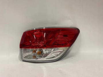 Nissan Pathfinder R52 2013-2017 rechter achterlicht USA, Verzenden