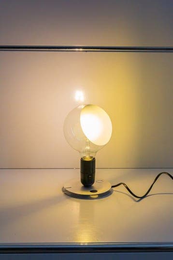 Flos - Achille Castiglioni - Lampe de table - Ampoule - Noir