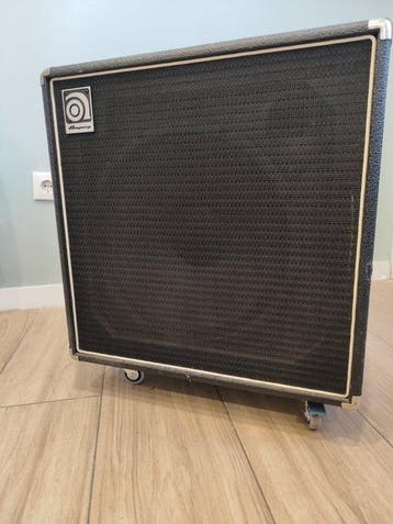 Ampeg - Aantal items: 1 - Basgitaarversterker - Verenigde, Muziek en Instrumenten, Nieuw