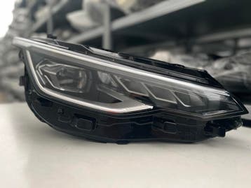 VW GOLF 8 LIFT MATRIX IQ LIGHT SILVER KOPLAMP R 5H1941060AA, Verzenden