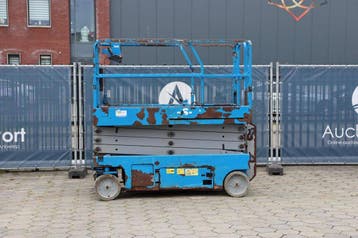 Veiling: Schaarlift Genie GS-2646 Elektrisch 9.92m 2013, Ophalen
