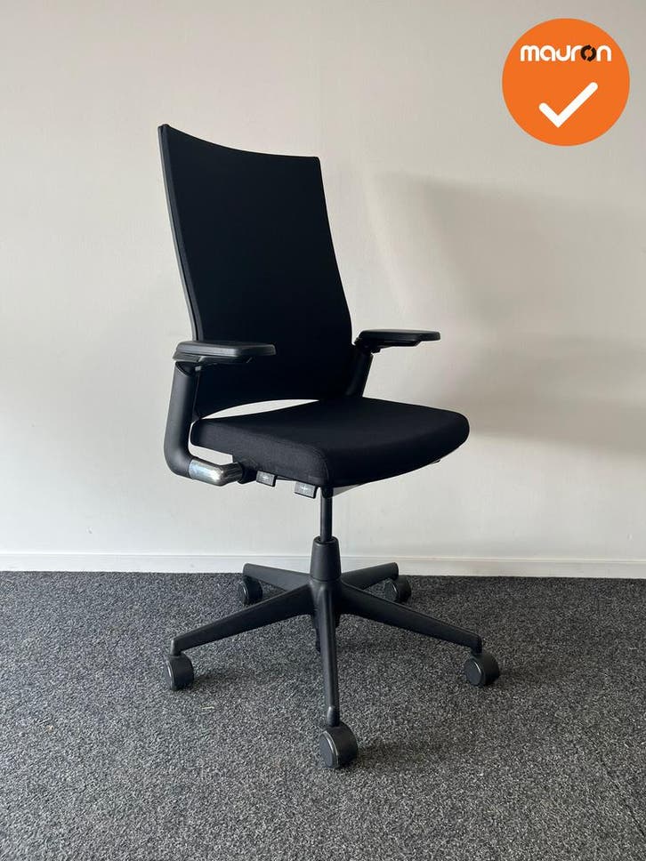 Ahrend 2020 bureaustoel  - refurbished - nieuwe stoffering -, Articles professionnels, Aménagement de Bureau & Magasin | Mobilier de bureau & Aménagement