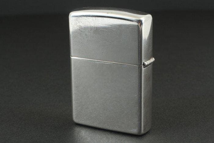Zippo - Limited Edition - Zonder minimumprijs - Zakaansteker, Verzamelen, Rookartikelen, Aanstekers en Luciferdoosjes