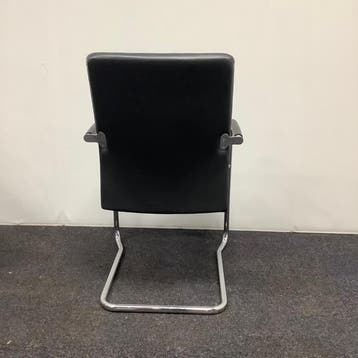 vergaderstoel / stapelstoel, zwart leren bekleding - chroom