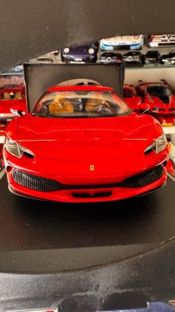 Bburago 1:18 - Voiture miniature - Ferrari 296 GTB Hybrid