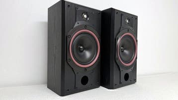 Bower & Wilkins - DM 310 - Matching Pair - Luidsprekerset, Nieuw