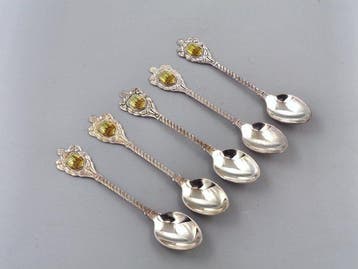 Koffielepel (5) - Verzilverd, en emailleverven - Basiliek, Antiek en Kunst, Antiek | Zilver en Goud