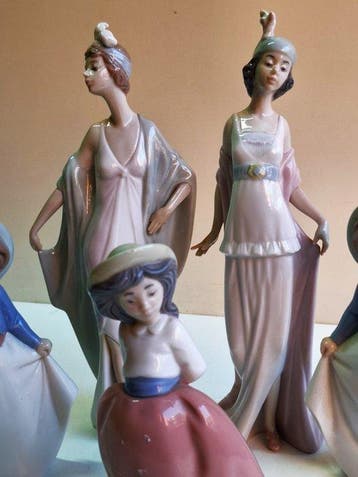 Nao by Lladró - Beeldje - Conjunto de figuras femeninas (5)
