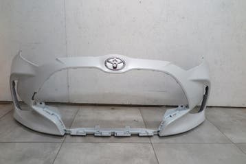 voorbumper Toyota Yaris IV 52119-0DA00, Auto-onderdelen, Verzenden, Gebruikt