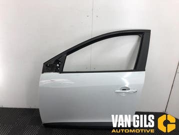 Portier 4Deurs links-voor Renault Megane O244938