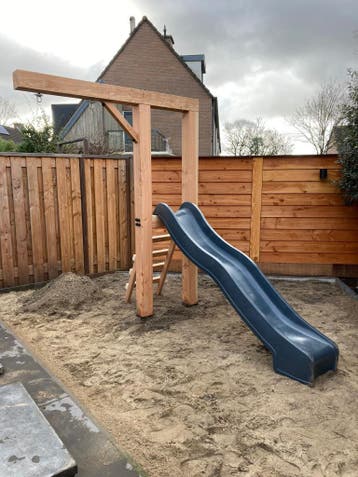 Douglas schommel, palen 14 x 14 met schuifaf! glijbaan, Kinderen en Baby's, Nieuw, Schommel