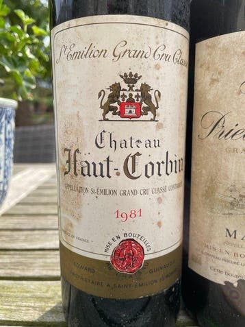 1981 Châteaux Haut-Corbin 1987 Château Briot 1992 Château