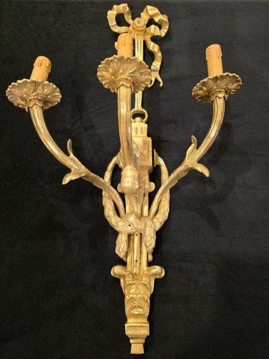 Cast and gilt bronze - Applique murale - - Applique Castello, Antiquités & Art, Curiosités & Brocante