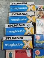 Philips, Sylvania Vintage Photographic Flash Illumination