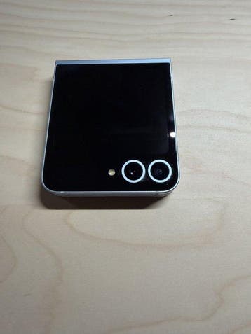 Samsung Galaxy Z Flip 6 - Mobiele telefoon - In originele