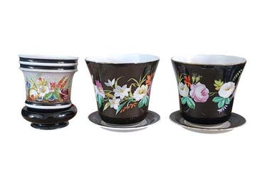 Petrus Regout - Bloempot (3) - Aardewerk - 2 delige cachepot